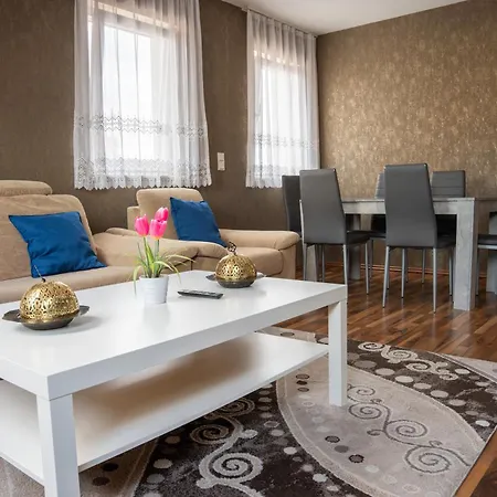 Merve Comfort Aparts4 * Hannover